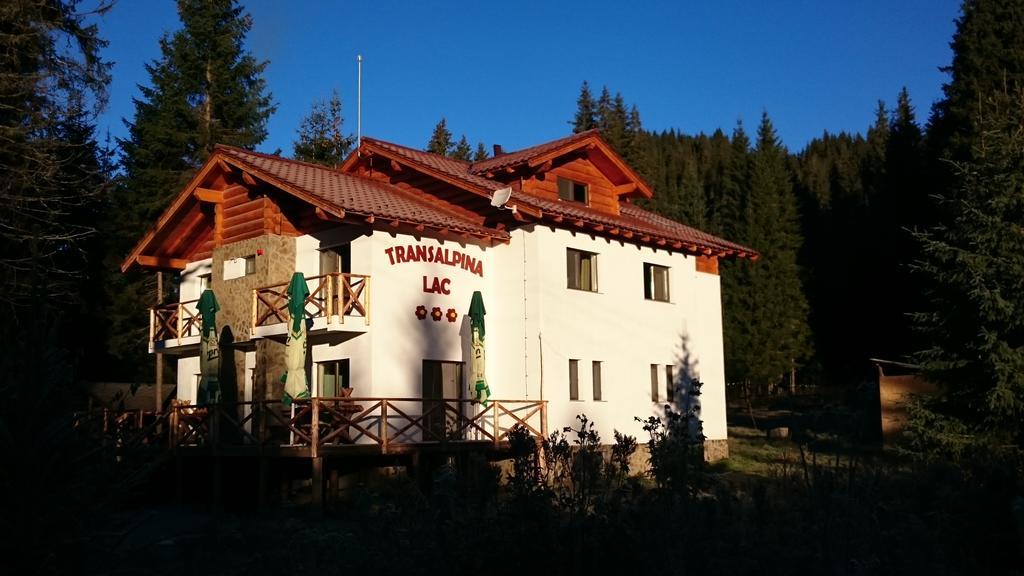 Complex Transalpina Lac Voineasa Exteriör bild