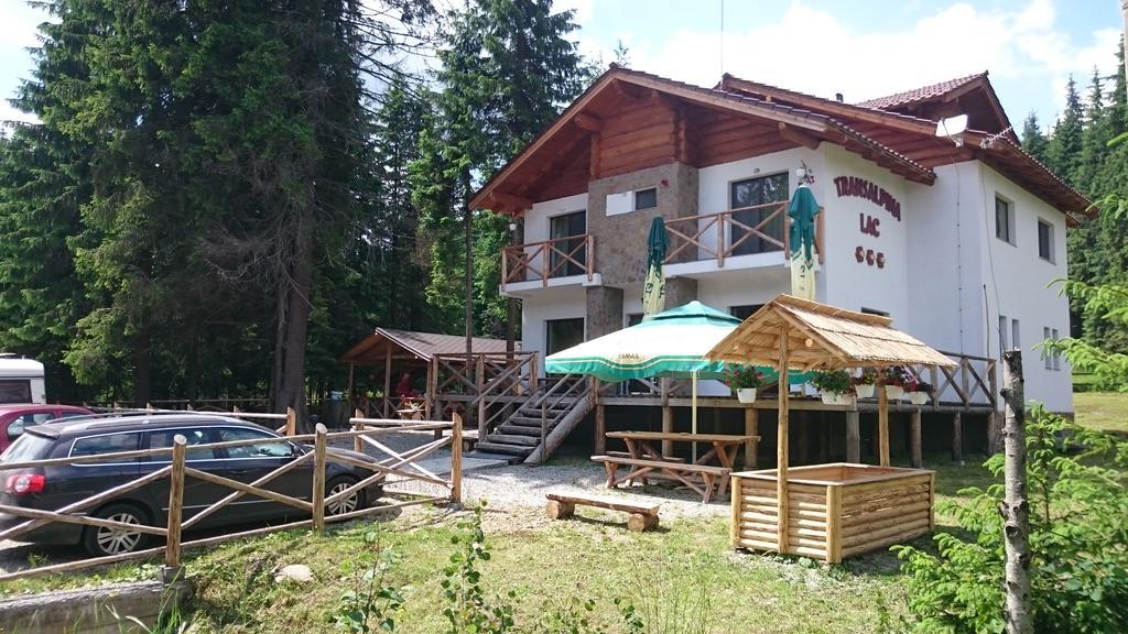 Complex Transalpina Lac Voineasa Exteriör bild